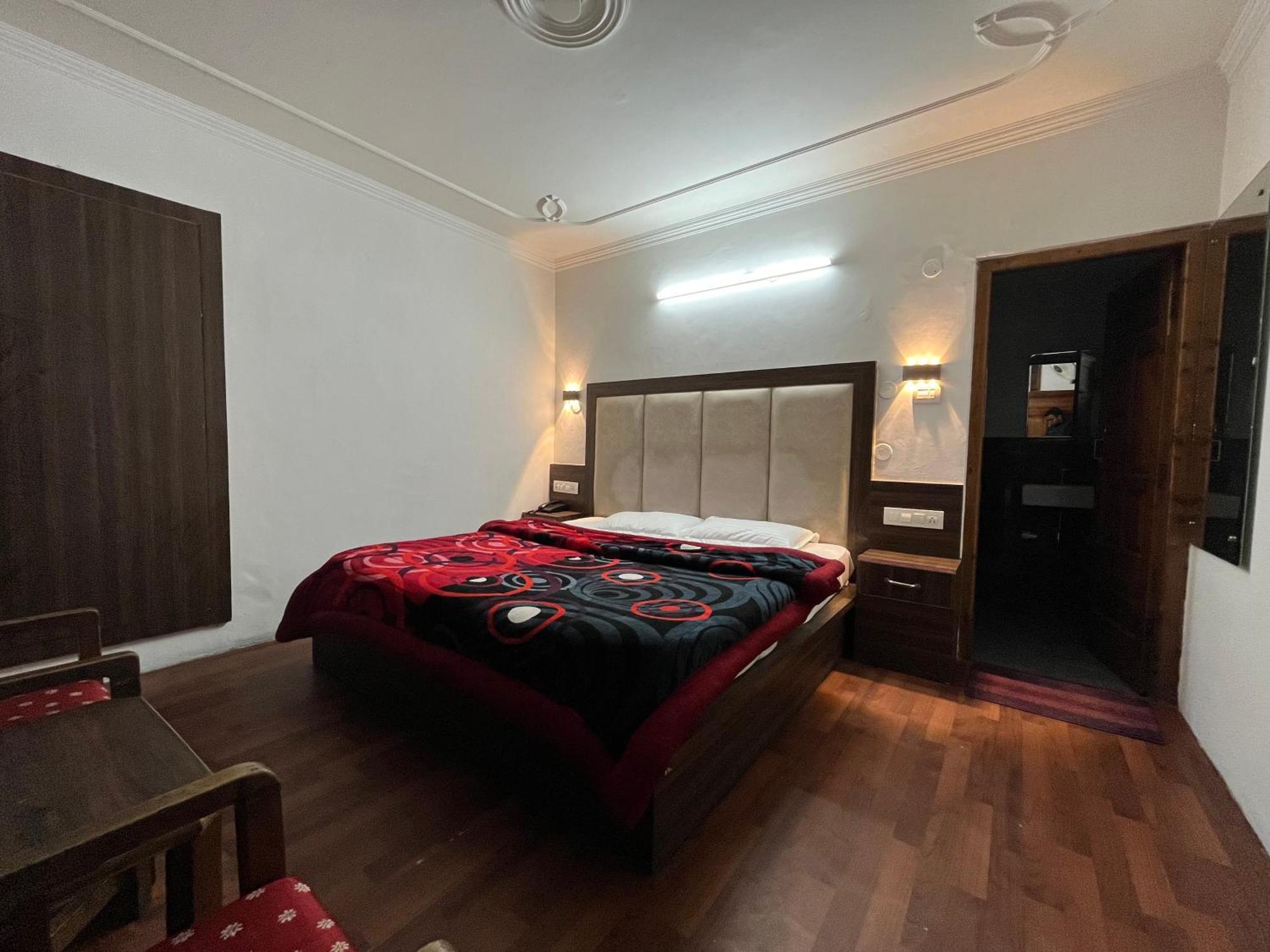 Hotel Premier Mall Road Manali المظهر الخارجي الصورة